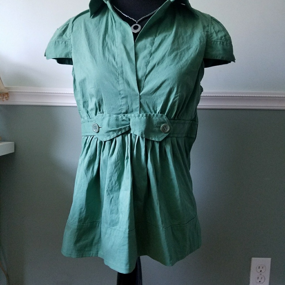 Womens professional or casual blouse